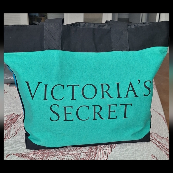 Victoria's Secret Limited Edition 2015 tote bag - Picture 2 of 3
